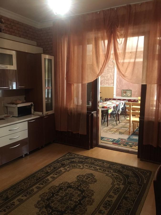 シムケント Shymhostleホステル エクステリア 写真