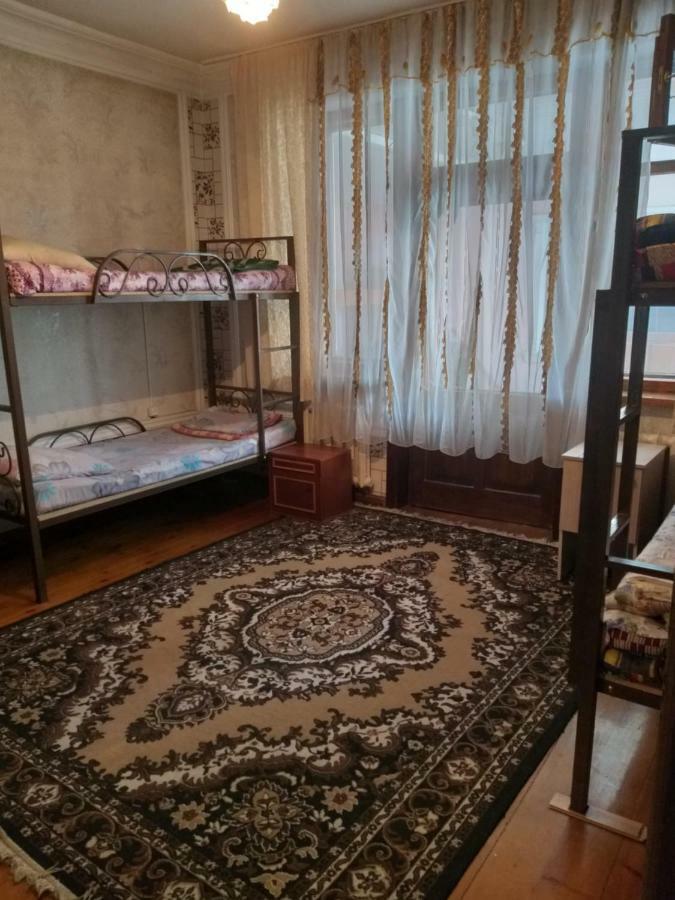 シムケント Shymhostleホステル エクステリア 写真